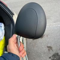 Appoggia testa mercedes in pelle