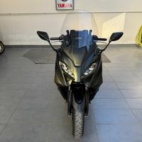 T-Max 2024 Black