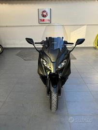 T-Max 2024 Black