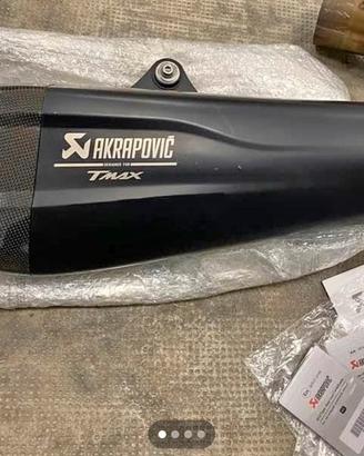 Scarico akrapovic t-max