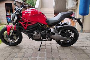 Ducati Monster 821