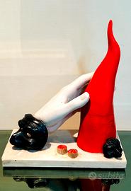 Artigianale - Mano in pietra e corno in terracotta