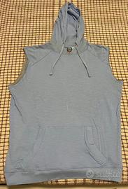 Felpa leggera con cappuccio e smanicata