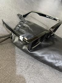 Occhiali off white