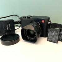 LEICA Q con doppia batteria