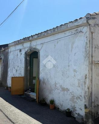 CASA INDIPENDENTE A RIPOSTO
