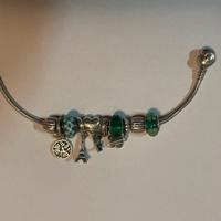 Bracciale Pandora con charms