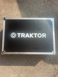 Native Traktor S4 Flight Case
