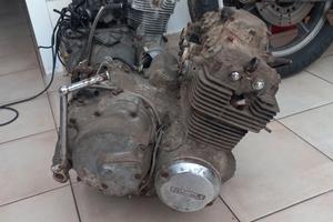 motore honda cb 400 four 