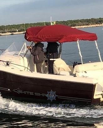 Kelt White Shark 248 Sundeck (2007)