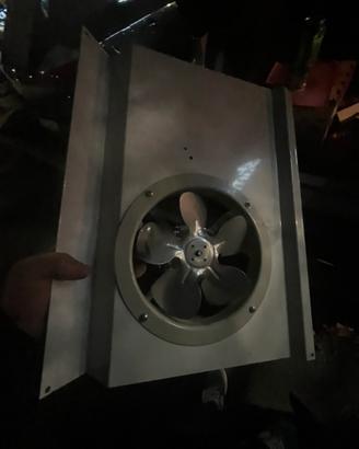Ventilatore / Ventola motorizata