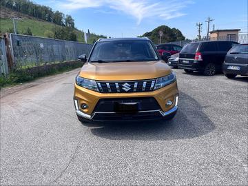 Suzuki Vitara 1.4 Hybrid Top