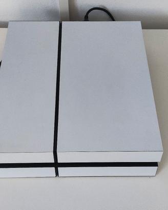 PlayStation 4 - 1 T