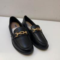 Mocassino nero da donna