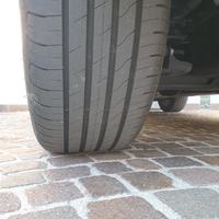 goodyear misure 215/55 R17