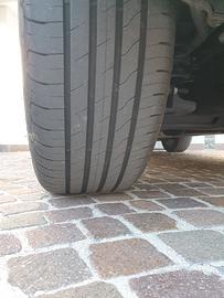 goodyear misure 215/55 R17