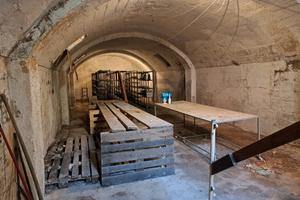 Cantina di ampia dimensione ad Alezio