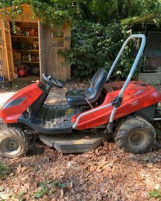 Trattorino tagliaerba Efco Tuareg 92, 4 x 4
