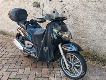 Piaggio Beverly 250 i.e. (2007) 