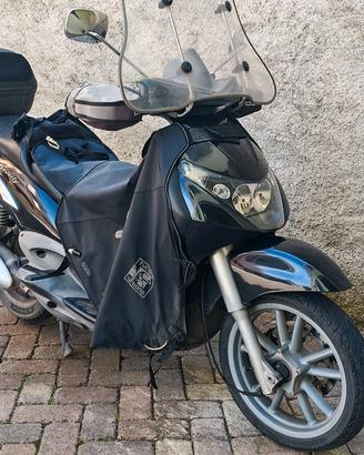 Piaggio Beverly 250 i.e. (2007) 