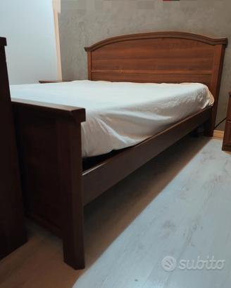 Camera da letto completa stile classico 