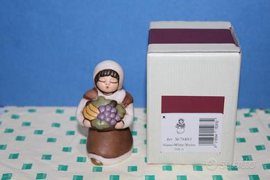 Presepe Classico Thun - Pastorella con cesto