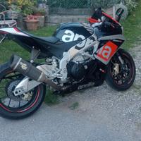 Aprilia RSV 4 