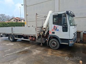IVECO EUROCARGO con Gru Bonfiglioli-IBP 7200L/3SI