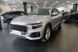 Audi Q8 RS TFSI V8 MHEV quattro tiptronic