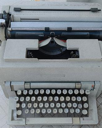 Macchina da scrivere 