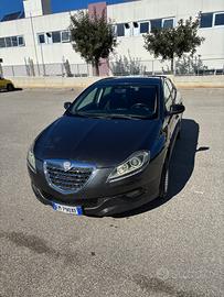 Lancia delta 1.6 2012 1.6 multijet