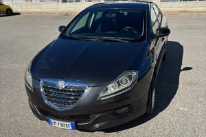 Lancia delta 1.6 2012 1.6 multijet