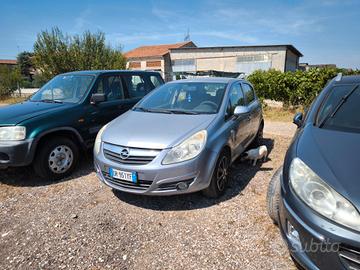 Opel Corsa 1.2 5 porte Easytronic Enjoy