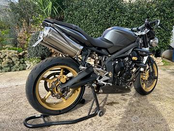 Triumph Street Triple - 2010
