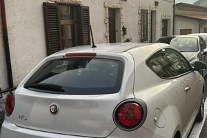 Alfa Romeo Mito 1.4 TB gpl di serie 120cv