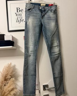 Jeans met donna