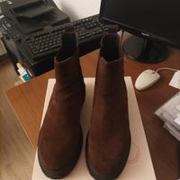 Stivaletti scamosciati 