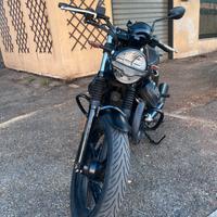 Moto Guzzi v7 stone