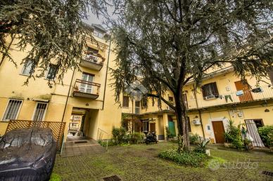 MONOLOCALE A MILANO