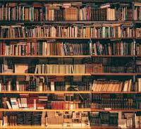 Libri vario genere. Minimo ordine 10 Volumi