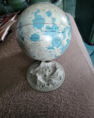 Raro mappamondo lunare in latta