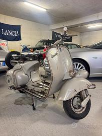 Piaggio Vespa 125 Faro basso VM1T