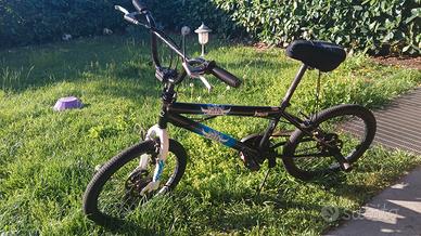 BMX freestyle da 20 pollici