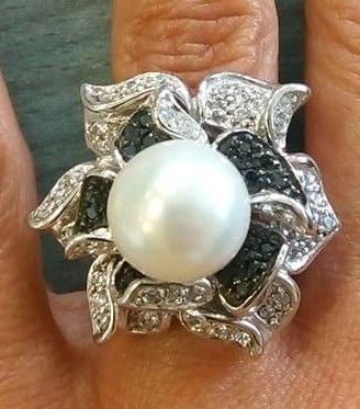 Anello fiore argento con zirconi perla bianca 11