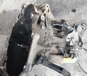 Cambio Opel Agila 1.0 cod. mot. Z10XE