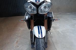 Triumph Speed Triple 1050 SE Abs