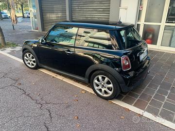 MINI Cooper 2010 gpl neopatentati