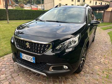 Peugeot 2008 Blue HDi 100cv S&S Allure