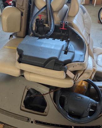 Interno completo Volvo v70