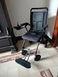 sedia a rotelle elettrica e altri ausili